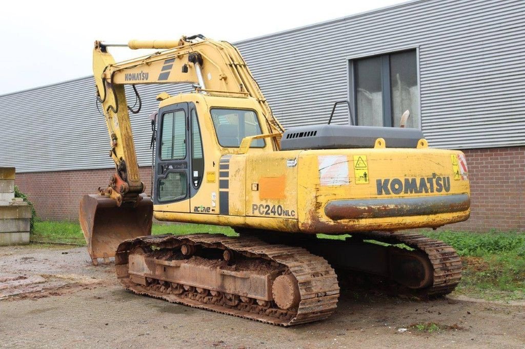 Kettenbagger du type Komatsu PC240NLC, Gebrauchtmaschine en Antwerpen (Photo 4)