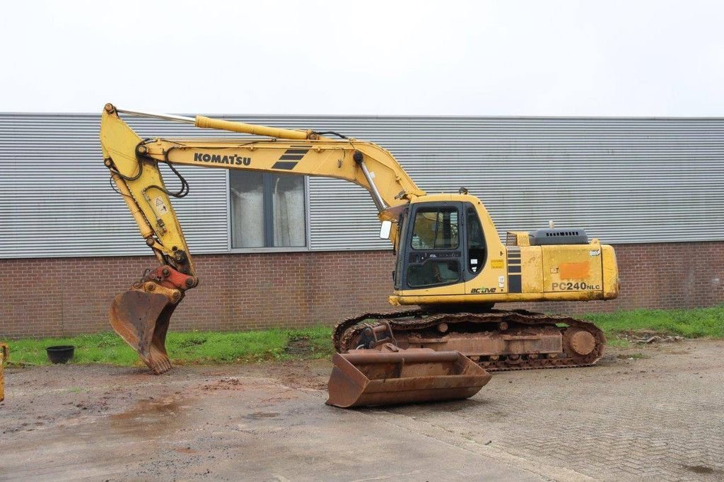 Kettenbagger van het type Komatsu PC240NLC, Gebrauchtmaschine in Antwerpen (Foto 1)