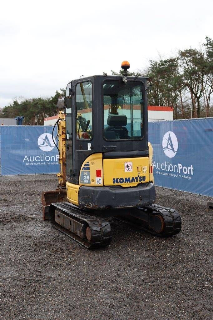 Kettenbagger du type Komatsu PC26MR-3, Gebrauchtmaschine en Antwerpen (Photo 4)