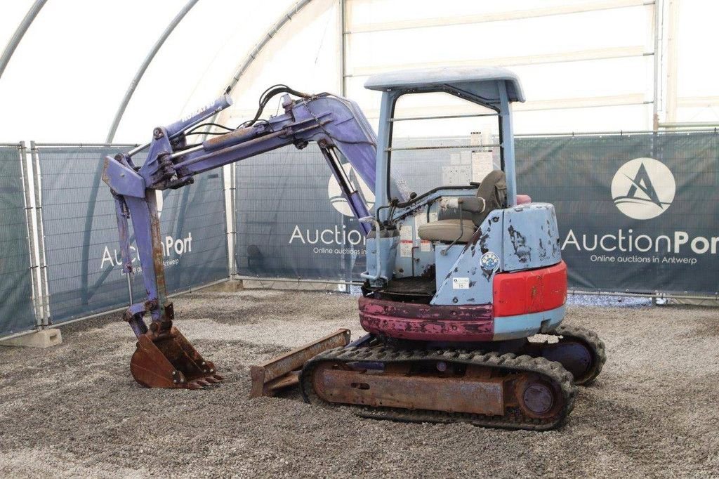 Kettenbagger typu Komatsu PC28UU-2E, Gebrauchtmaschine w Antwerpen (Zdjęcie 3)