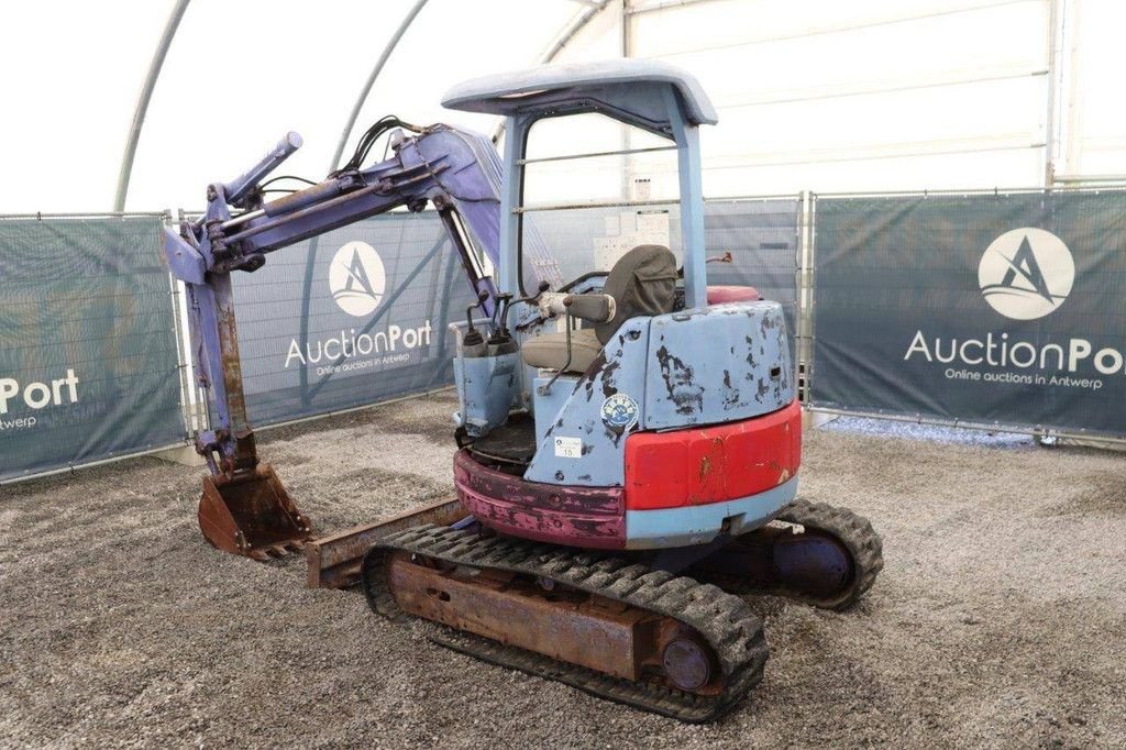 Kettenbagger del tipo Komatsu PC28UU-2E, Gebrauchtmaschine en Antwerpen (Imagen 4)