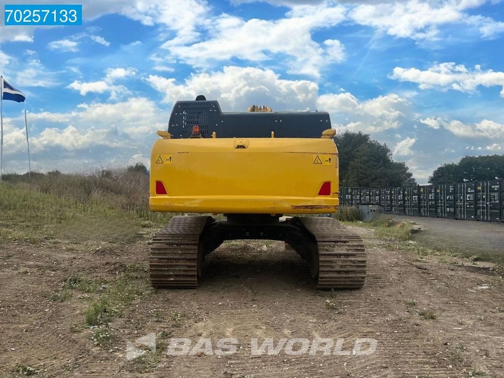 Kettenbagger van het type Komatsu PC490 LC-11E0 ONLY 410 HOURS, Gebrauchtmaschine in Veghel (Foto 10)