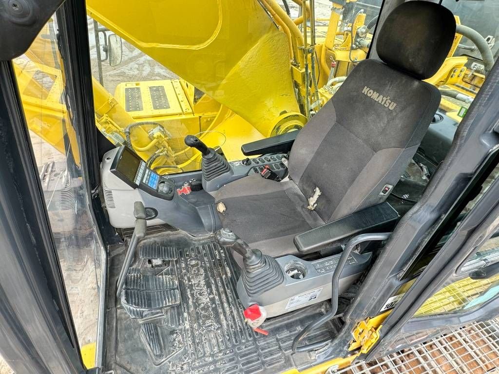 Kettenbagger от тип Komatsu PC490LC-11 Excellent Working Condition / CE, Gebrauchtmaschine в Veldhoven (Снимка 8)