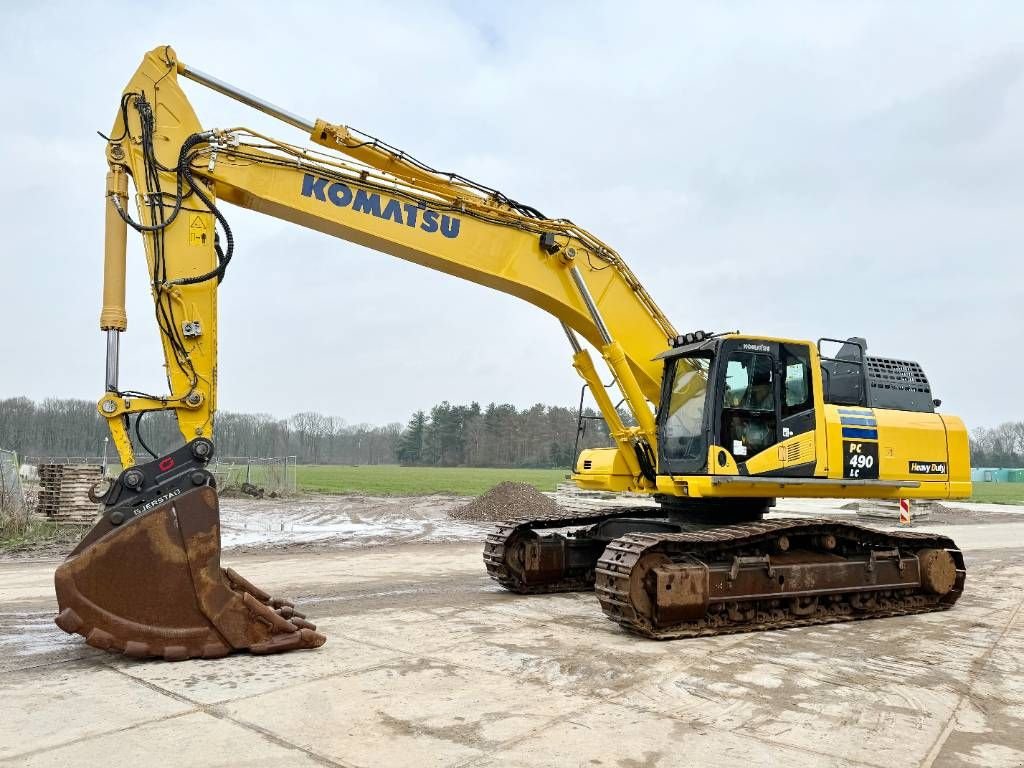 Kettenbagger van het type Komatsu PC490LC-11 Excellent Working Condition / CE, Gebrauchtmaschine in Veldhoven (Foto 2)