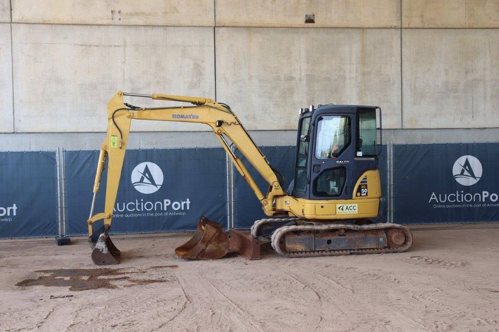 Kettenbagger du type Komatsu PC50MR-2, Gebrauchtmaschine en Antwerpen (Photo 1)