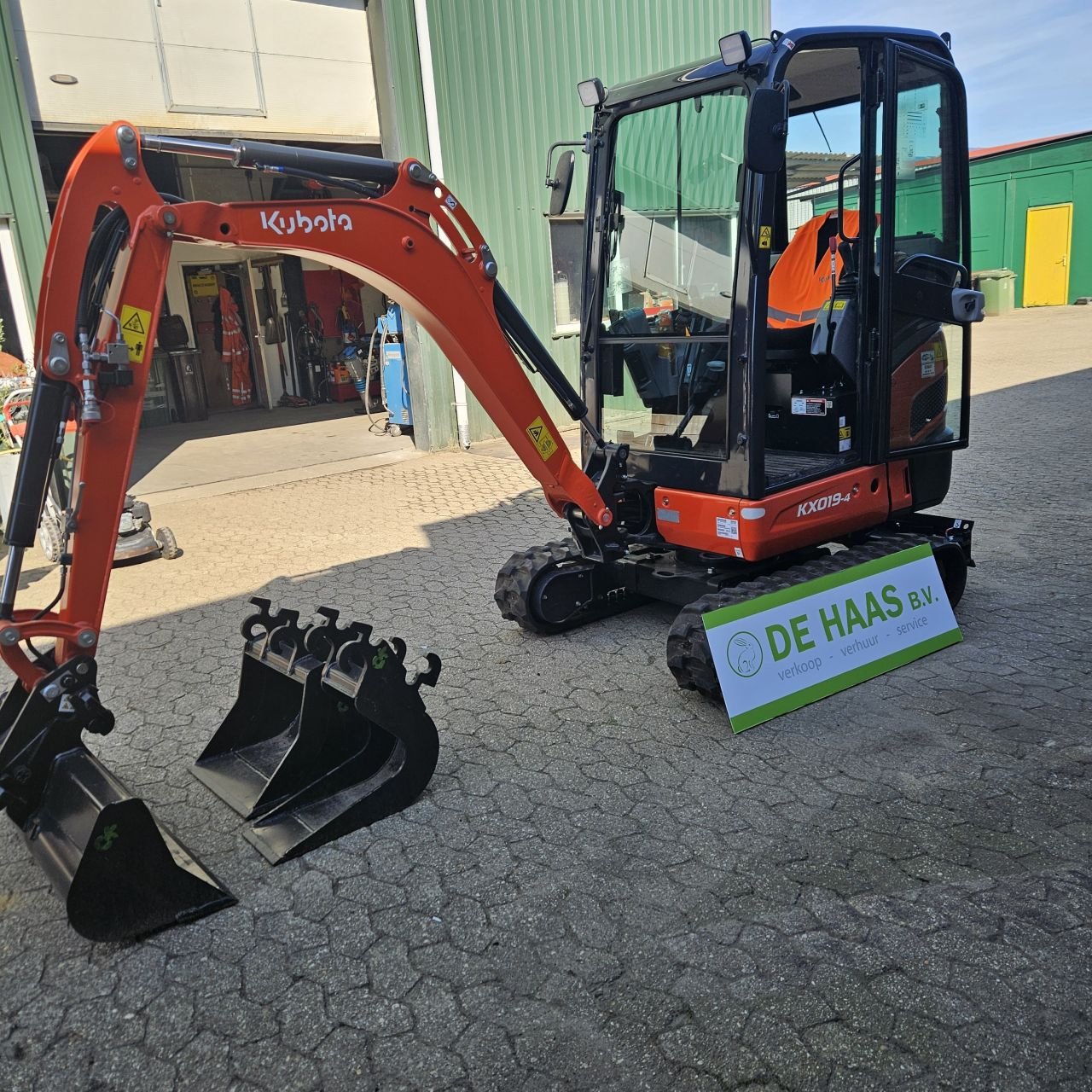 Kettenbagger des Typs Kubota KX019-4, Neumaschine in EDE (Bild 2)