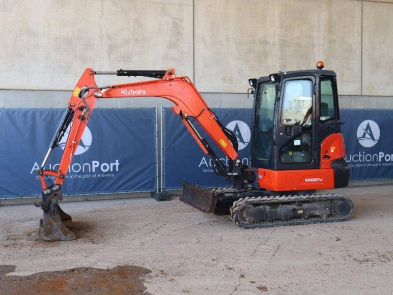 Kettenbagger del tipo Kubota KX037-4, Gebrauchtmaschine en Antwerpen (Imagen 1)