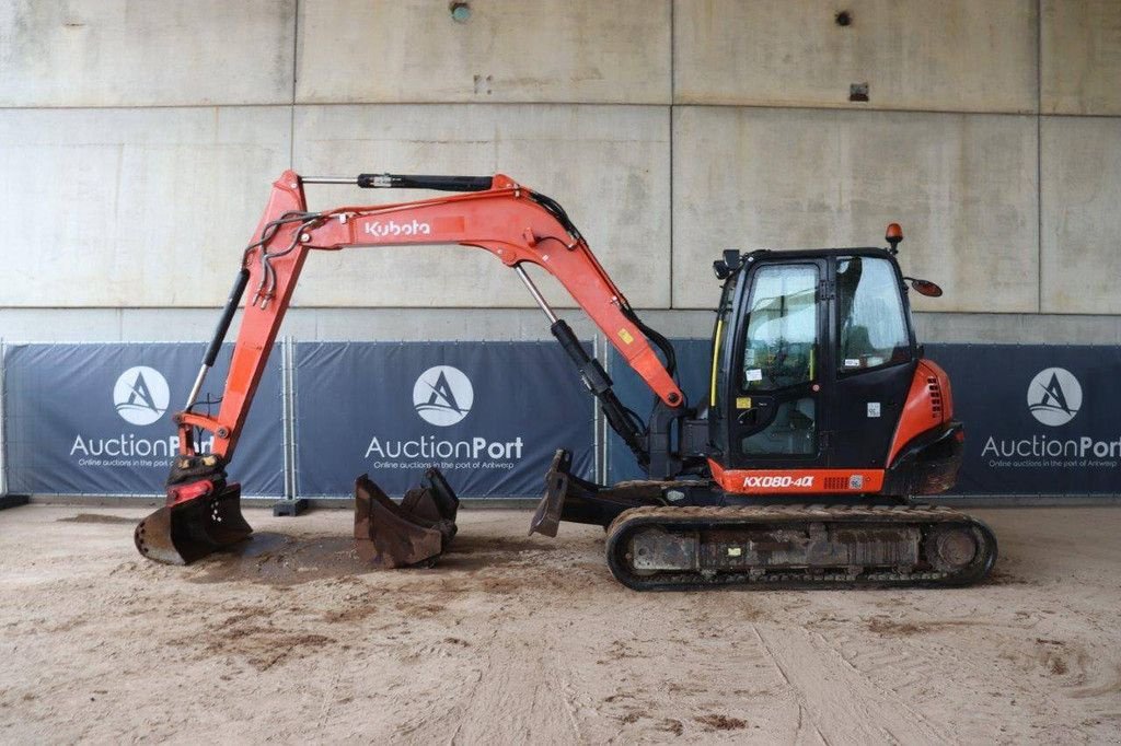 Kettenbagger des Typs Kubota KX080-4, Gebrauchtmaschine in Antwerpen (Bild 2)