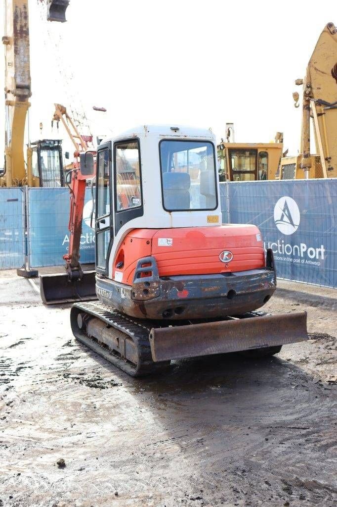 Kettenbagger des Typs Kubota KX121-3&alpha;, Gebrauchtmaschine in Antwerpen (Bild 4)