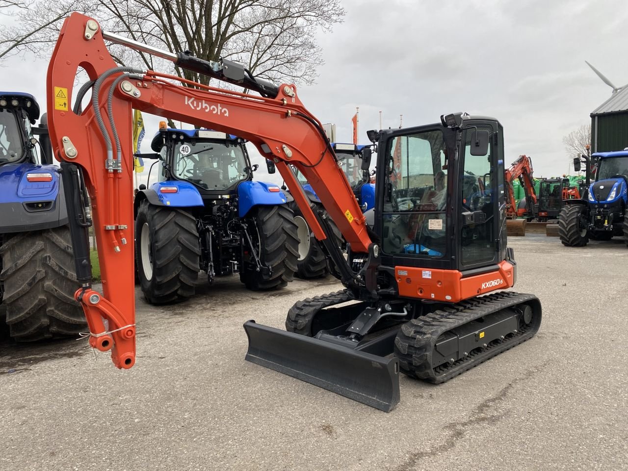 Kettenbagger του τύπου Kubota U10 / KX019 / KX027 / KX037 etc., Neumaschine σε Heerenveen (Φωτογραφία 3)