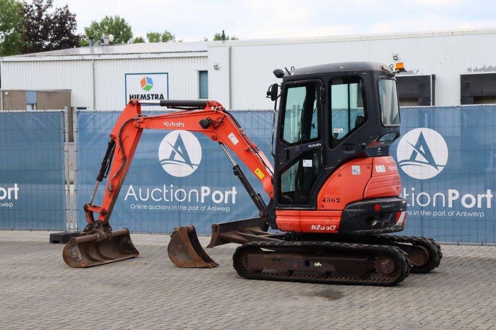 Kettenbagger van het type Kubota U25-3EU, Gebrauchtmaschine in Antwerpen (Foto 3)