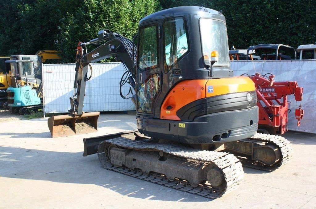 Kettenbagger des Typs Kubota U40-S, Gebrauchtmaschine in Antwerpen (Bild 3)