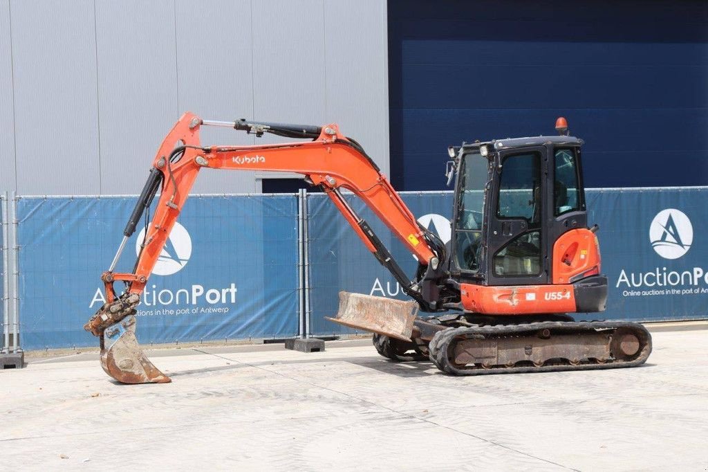 Kettenbagger du type Kubota U55-4, Gebrauchtmaschine en Antwerpen (Photo 10)