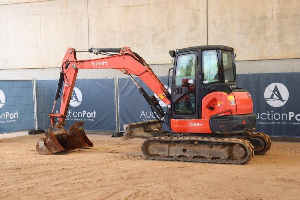 Kettenbagger of the type Kubota U55-4, Gebrauchtmaschine in Antwerpen (Picture 3)