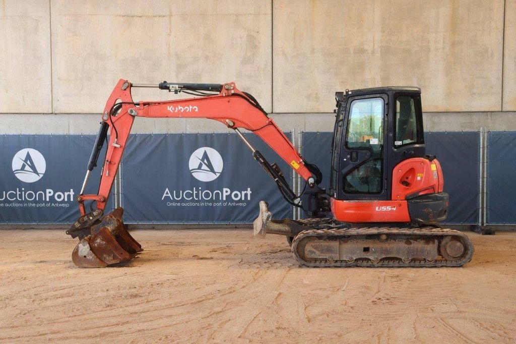 Kettenbagger of the type Kubota U55-4, Gebrauchtmaschine in Antwerpen (Picture 2)