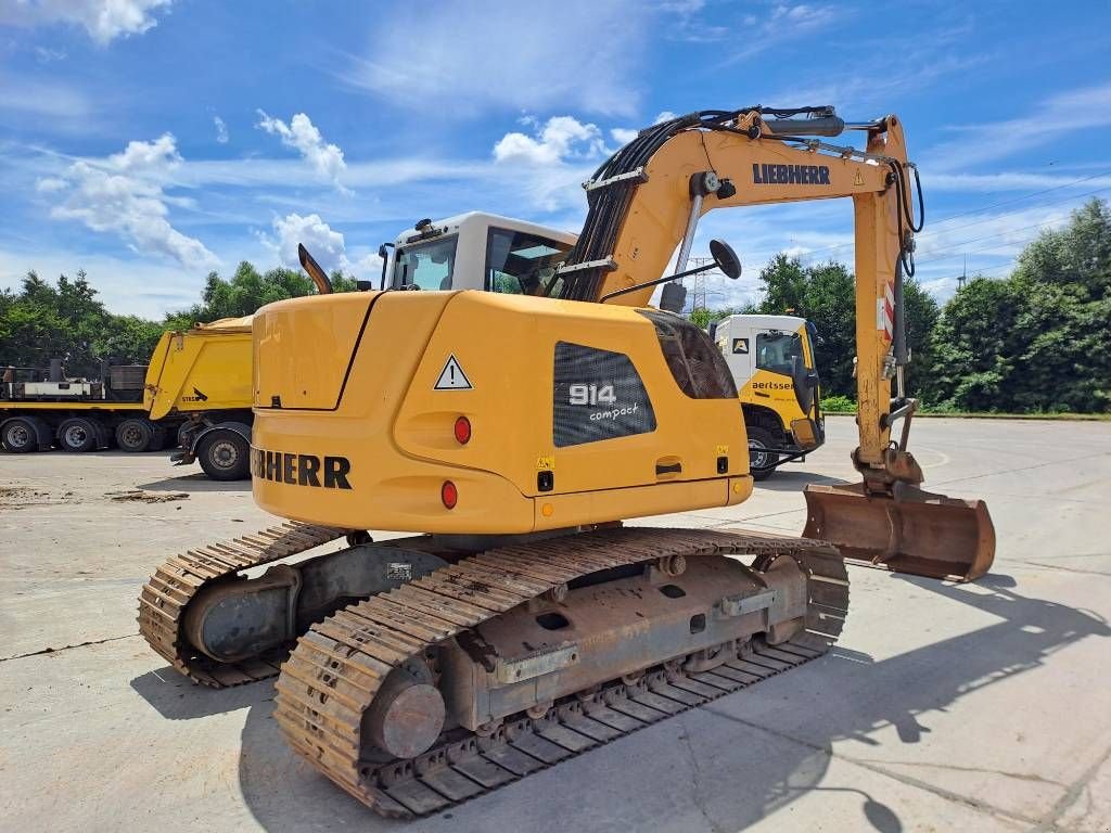 Kettenbagger des Typs Liebherr R 914 Compact, Gebrauchtmaschine in Stabroek (Bild 4)