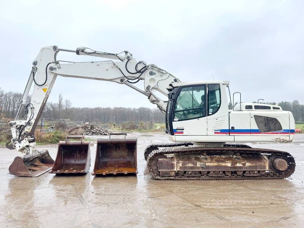 Kettenbagger Türe ait Liebherr R906LC Litronic - Quick Coupler / 3 Buckets!, Gebrauchtmaschine içinde Veldhoven (resim 1)