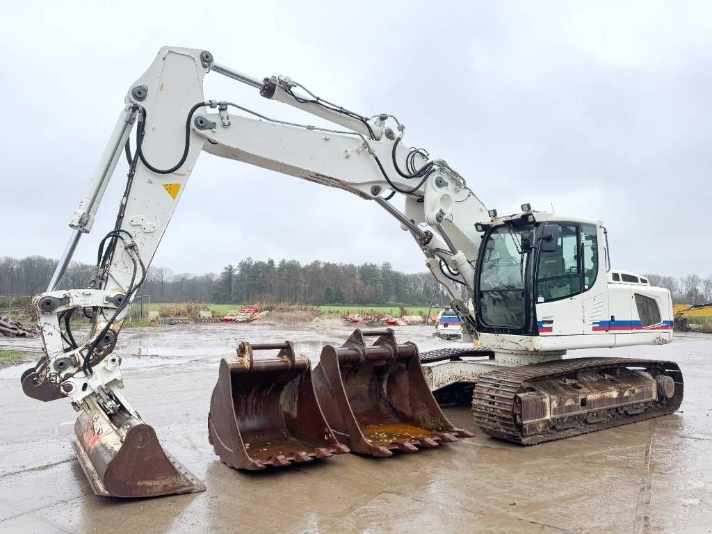 Kettenbagger Türe ait Liebherr R906LC Litronic - Quick Coupler / 3 Buckets!, Gebrauchtmaschine içinde Veldhoven (resim 2)