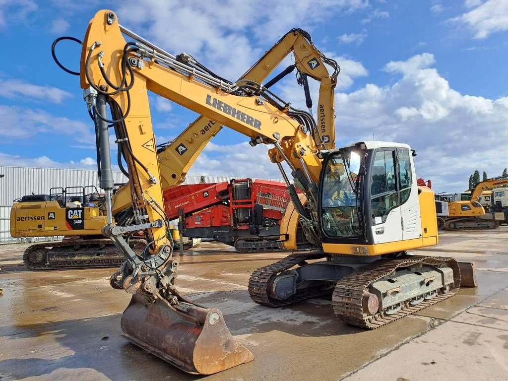 Kettenbagger of the type Liebherr R914 Compact STD (+3 Buckets), Gebrauchtmaschine in Stabroek (Picture 8)