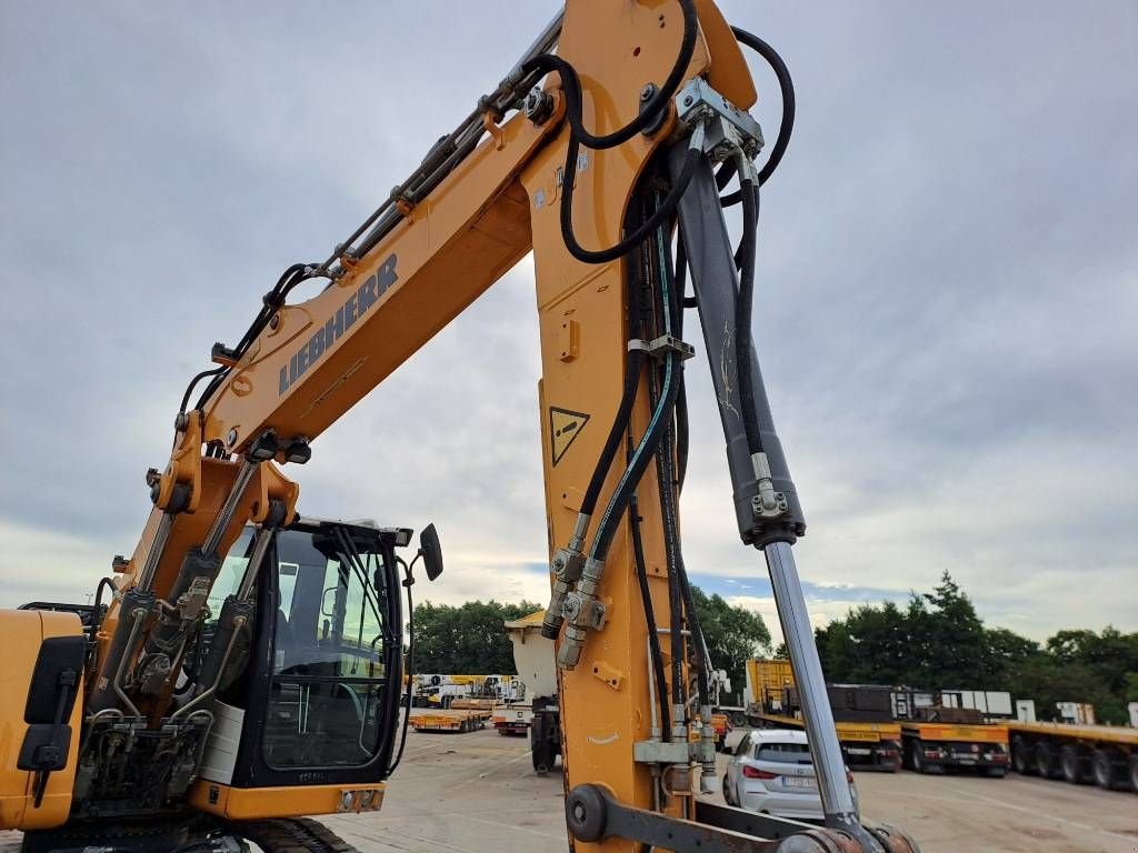 Kettenbagger del tipo Liebherr R914 Compact STD (Rubber Tracks + 3 Buckets), Gebrauchtmaschine en Stabroek (Imagen 10)