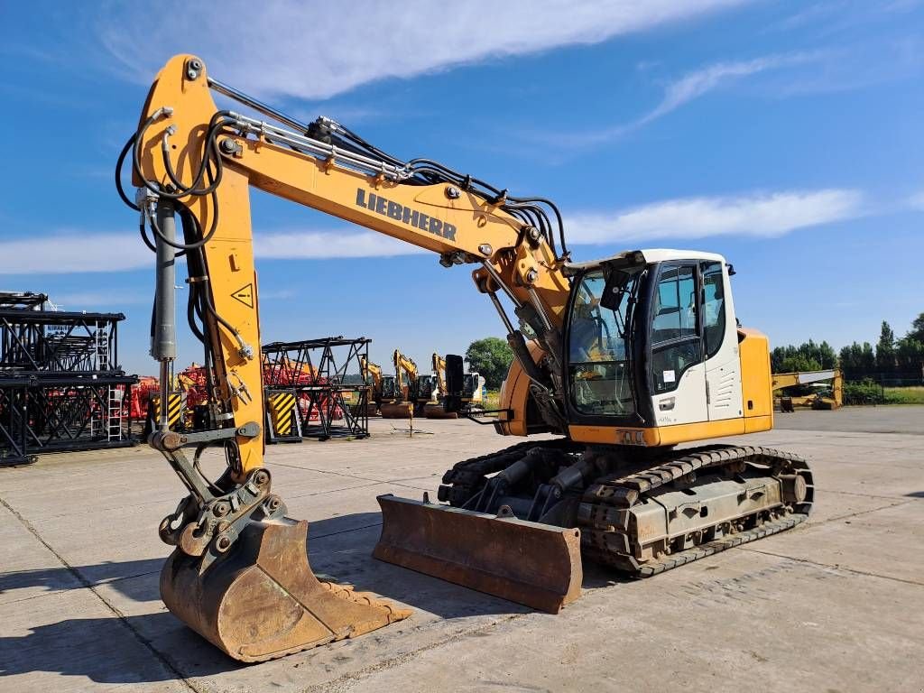 Kettenbagger a típus Liebherr R914 Compact STD (Rubber Tracks + 3 Buckets), Gebrauchtmaschine ekkor: Stabroek (Kép 8)