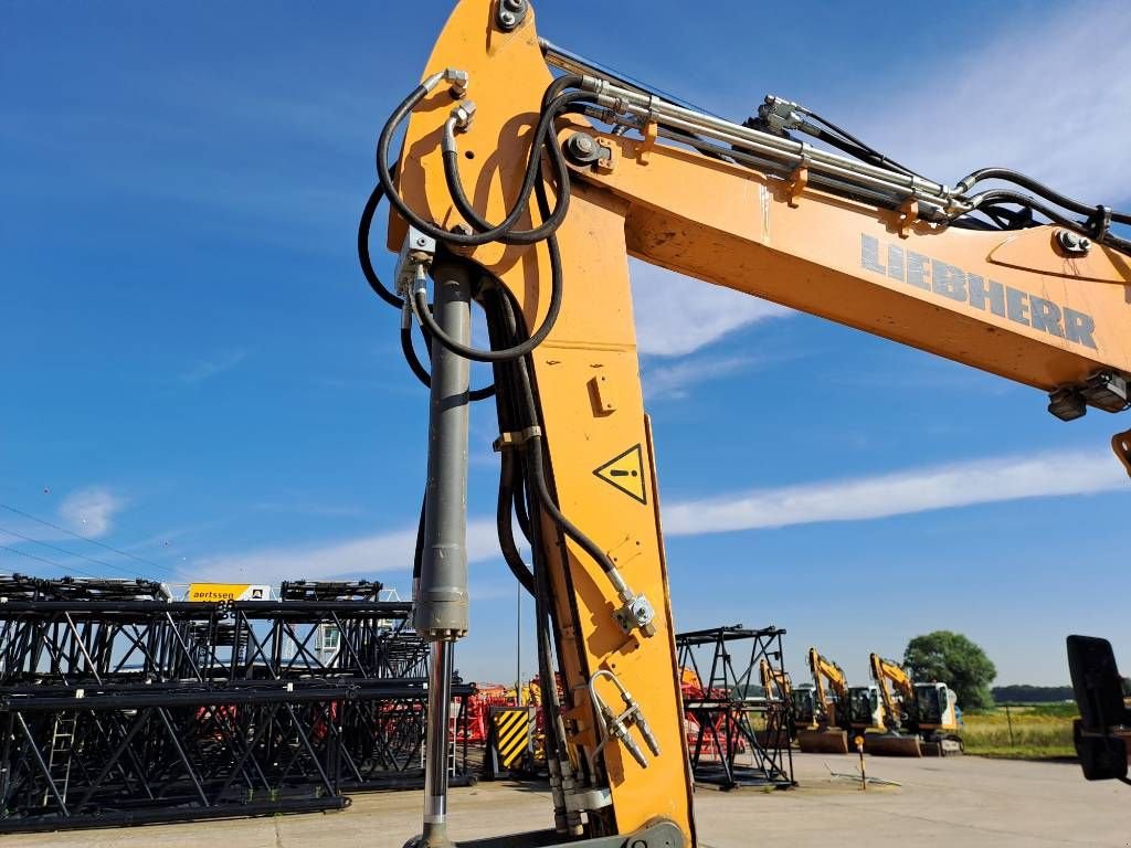 Kettenbagger du type Liebherr R914 Compact STD (Rubber Tracks + 3 Buckets), Gebrauchtmaschine en Stabroek (Photo 9)