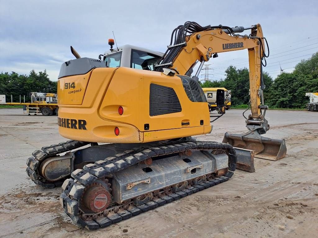 Kettenbagger des Typs Liebherr R914 Compact STD (Rubber Tracks + 3 Buckets), Gebrauchtmaschine in Stabroek (Bild 4)