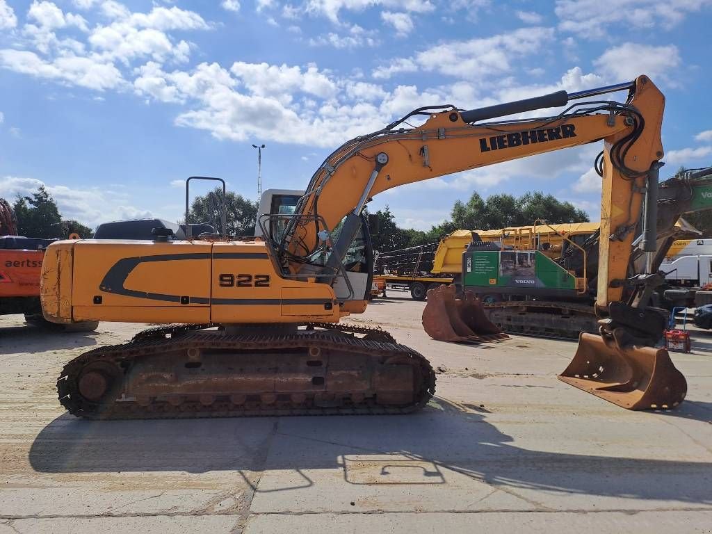 Kettenbagger van het type Liebherr R922LC (+3 Buckets), Gebrauchtmaschine in Stabroek (Foto 5)