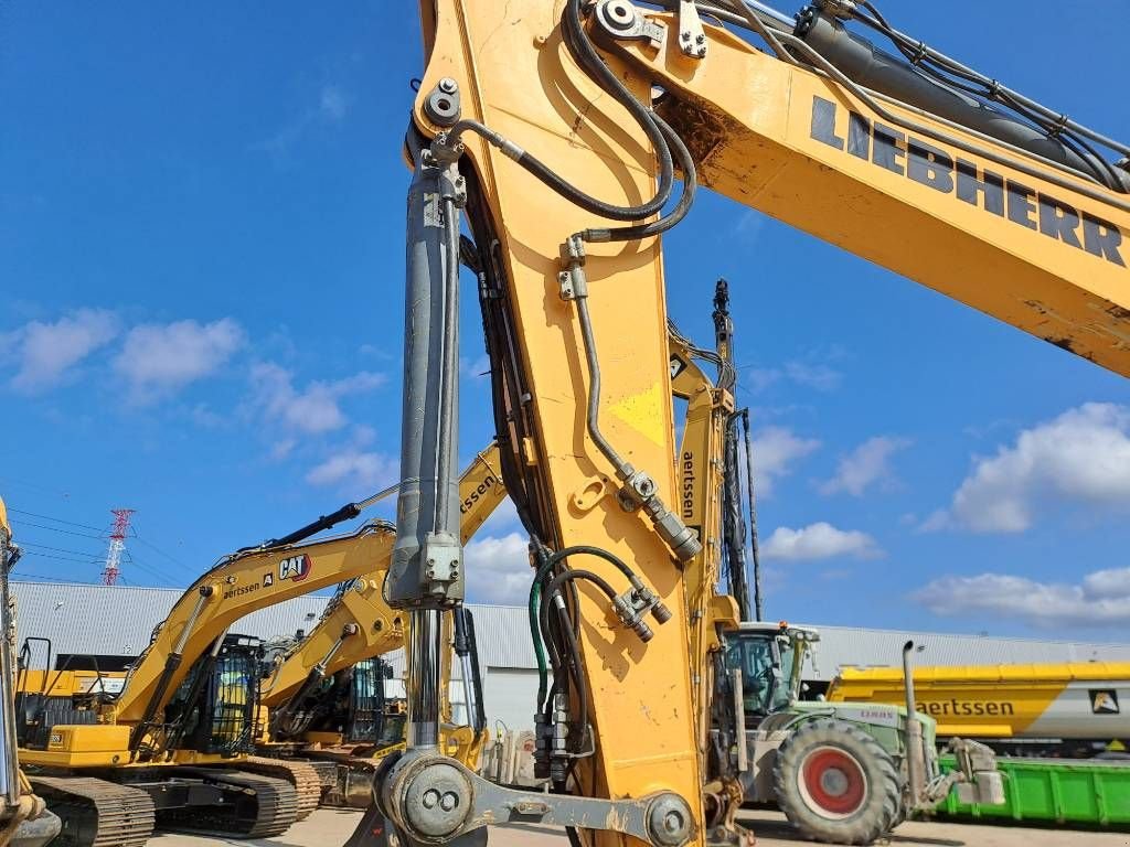 Kettenbagger van het type Liebherr R922LC (+3 Buckets), Gebrauchtmaschine in Stabroek (Foto 9)