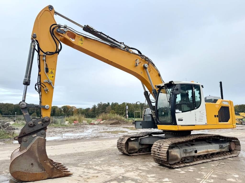 Kettenbagger of the type Liebherr R922LC - Only 5093 Hours! / Automatic Greasing, Gebrauchtmaschine in Veldhoven (Picture 2)