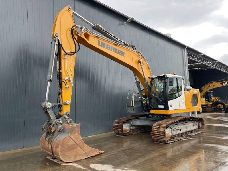 Kettenbagger of the type Liebherr R922LC, Gebrauchtmaschine in Venlo (Picture 1)