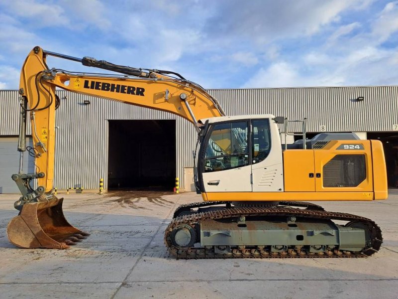 Kettenbagger du type Liebherr R924-LC (+ 3 Buckets), Gebrauchtmaschine en Stabroek (Photo 1)