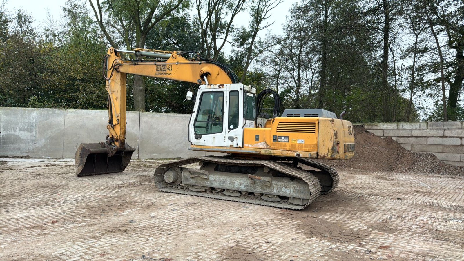 Kettenbagger za tip Liebherr R924, Gebrauchtmaschine u Barneveld (Slika 3)