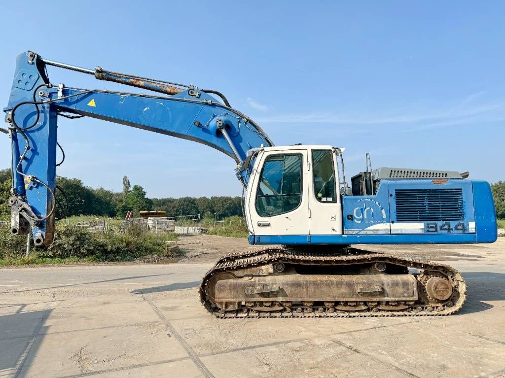 Kettenbagger of the type Liebherr R944C - Automatic Greasing / Good Condition, Gebrauchtmaschine in Veldhoven (Picture 1)