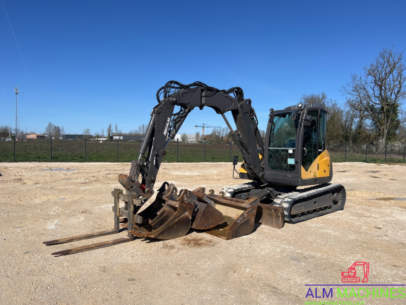 Kettenbagger of the type Mecalac 8MCR, Gebrauchtmaschine in LAARNE (Picture 1)