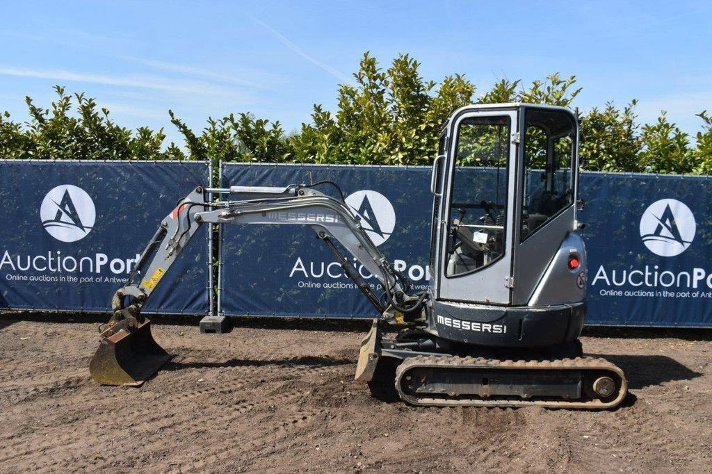 Kettenbagger tip Messersi M22UC, Gebrauchtmaschine in Antwerpen (Poză 2)