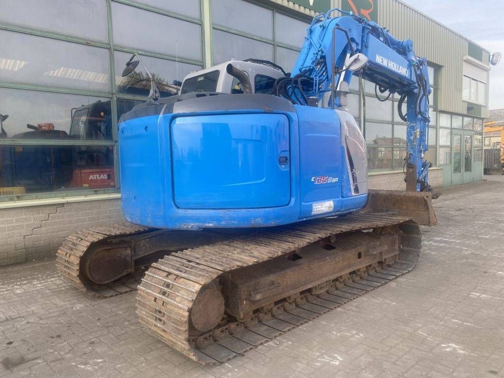 Kettenbagger des Typs New Holland E 135 B SR-2, Gebrauchtmaschine in Roosendaal (Bild 3)