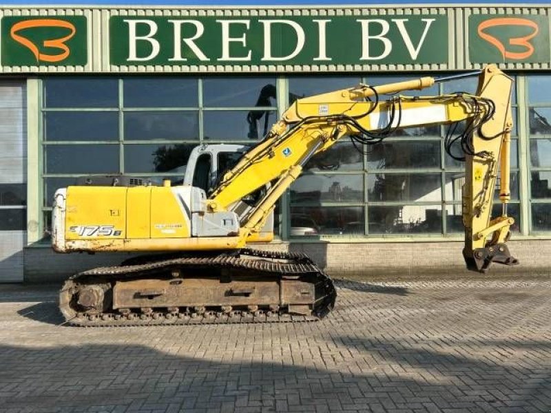 Kettenbagger des Typs New Holland E 175 B, Gebrauchtmaschine in Roosendaal (Bild 2)