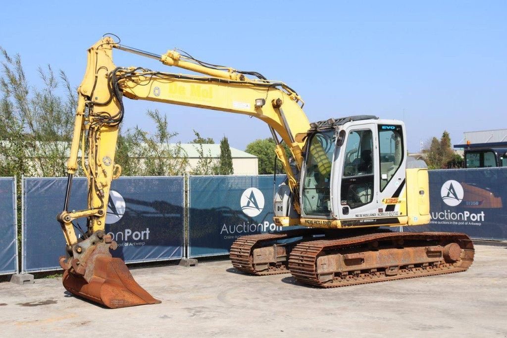 Kettenbagger tip New Holland E135BSR-2, Gebrauchtmaschine in Antwerpen (Poză 10)