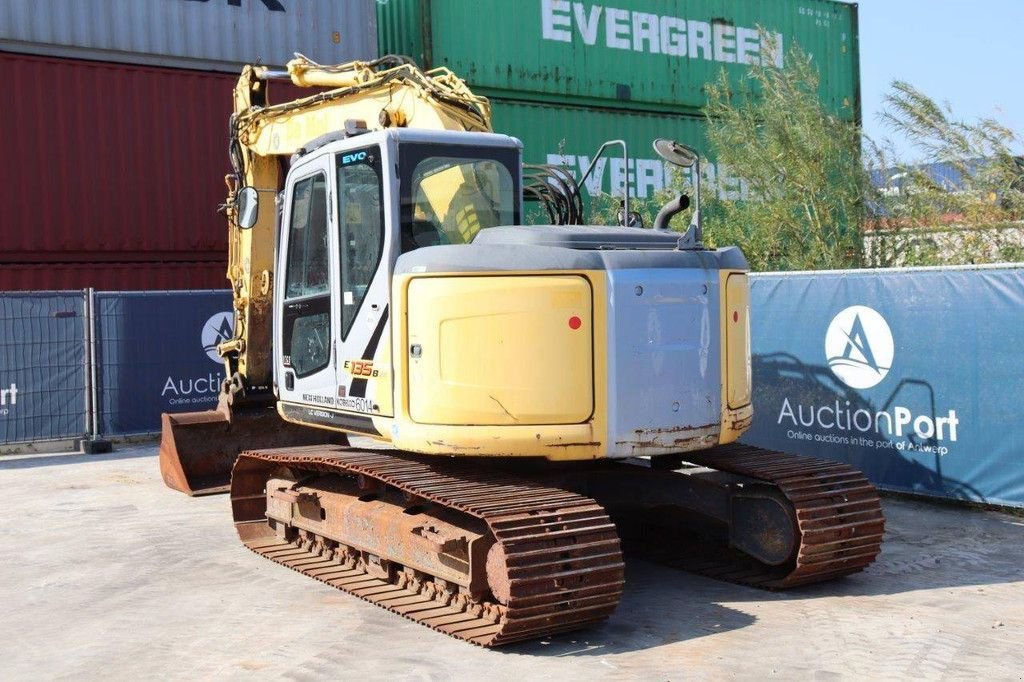 Kettenbagger typu New Holland E135BSR-2, Gebrauchtmaschine v Antwerpen (Obrázek 4)