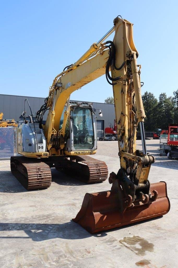 Kettenbagger a típus New Holland E135BSR-2, Gebrauchtmaschine ekkor: Antwerpen (Kép 8)