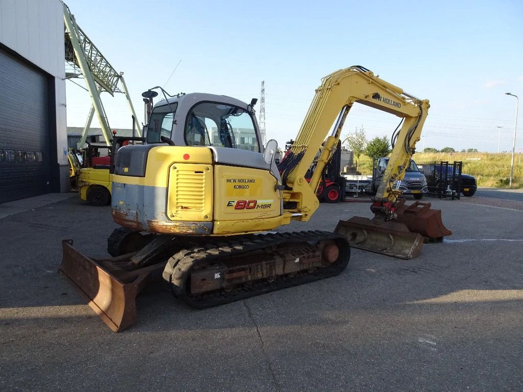 Kettenbagger du type New Holland E80MSR-1ES, Gebrauchtmaschine en Zutphen (Photo 4)