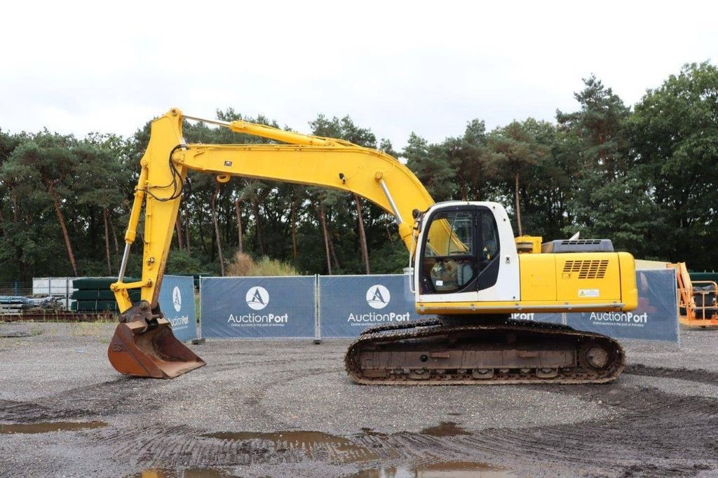 Kettenbagger del tipo New Holland Kobelco E 265, Gebrauchtmaschine en Antwerpen (Imagen 2)