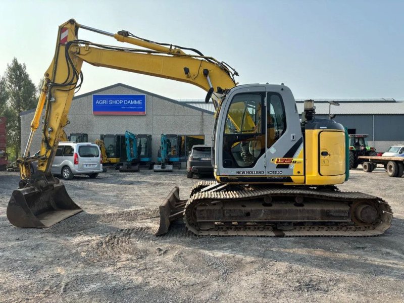 Kettenbagger del tipo New Holland Kobelco E135BSR-2, Gebrauchtmaschine en Wevelgem (Imagen 1)