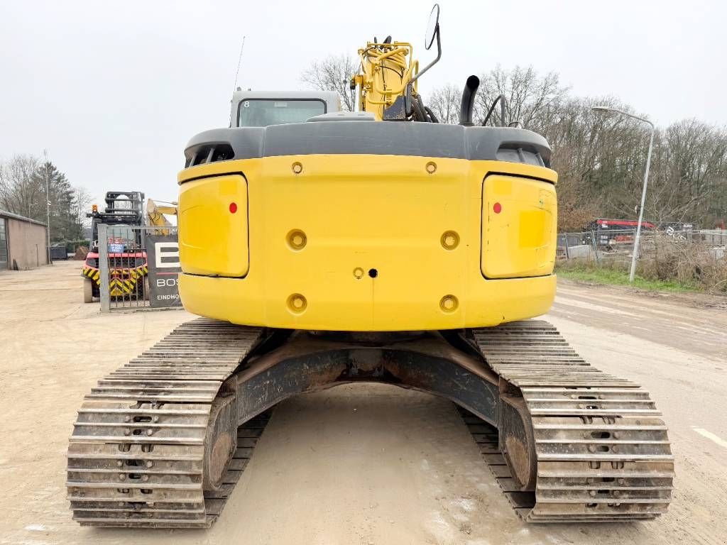 Kettenbagger des Typs New Holland Kobelco E225BSR LC - Quick Coupler / Hammer Lines, Gebrauchtmaschine in Veldhoven (Bild 4)