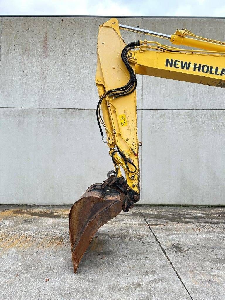 Kettenbagger a típus New Holland Kobelco E235BSR-2, Gebrauchtmaschine ekkor: Antwerpen (Kép 9)