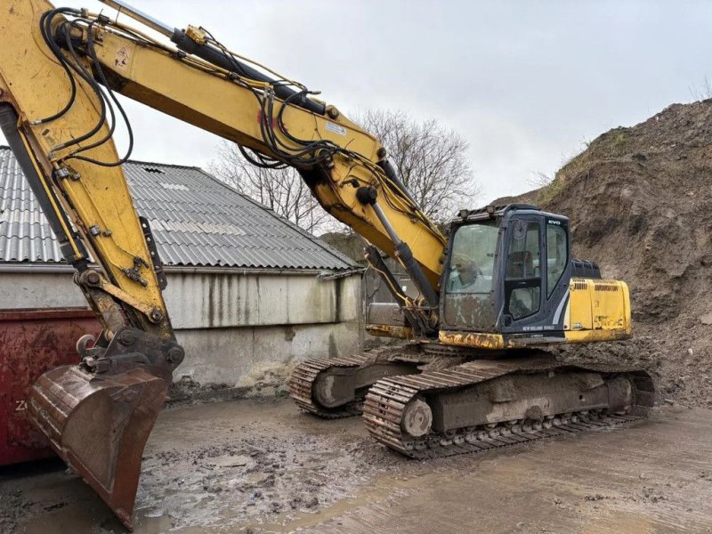 Kettenbagger van het type New Holland Kobelco E305C, Gebrauchtmaschine in Wevelgem (Foto 1)