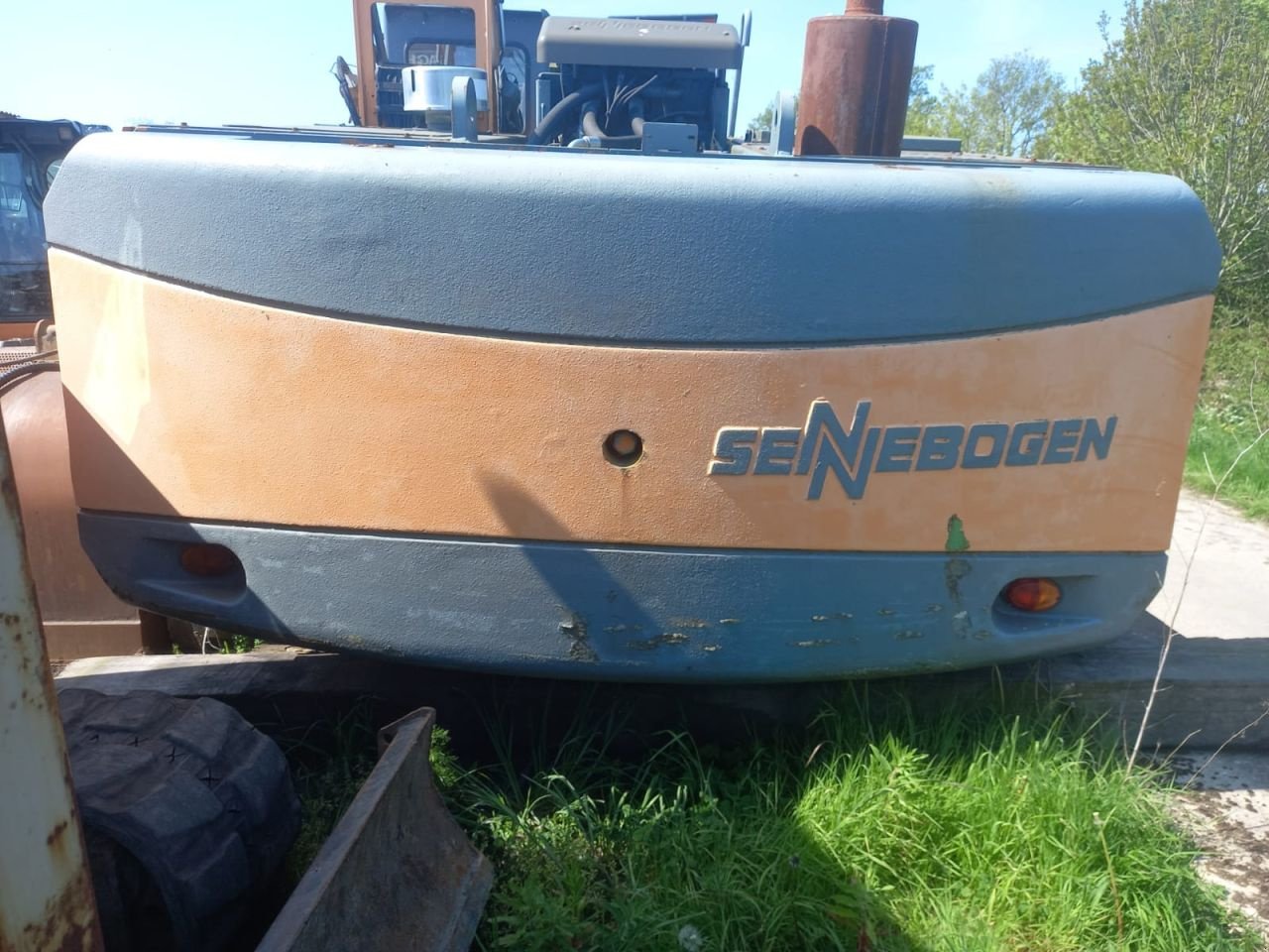 Kettenbagger van het type Sennebogen 835, Gebrauchtmaschine in Wijnaldum (Foto 3)