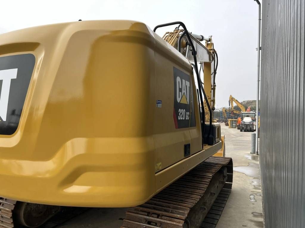 Kettenbagger des Typs Sonstige Cat 320 320GC, Gebrauchtmaschine in Venlo (Bild 10)