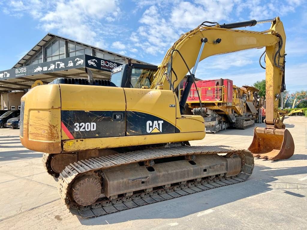 Kettenbagger от тип Sonstige Cat 320DL - Hammer Lines / Excellent Condition, Gebrauchtmaschine в Veldhoven (Снимка 5)